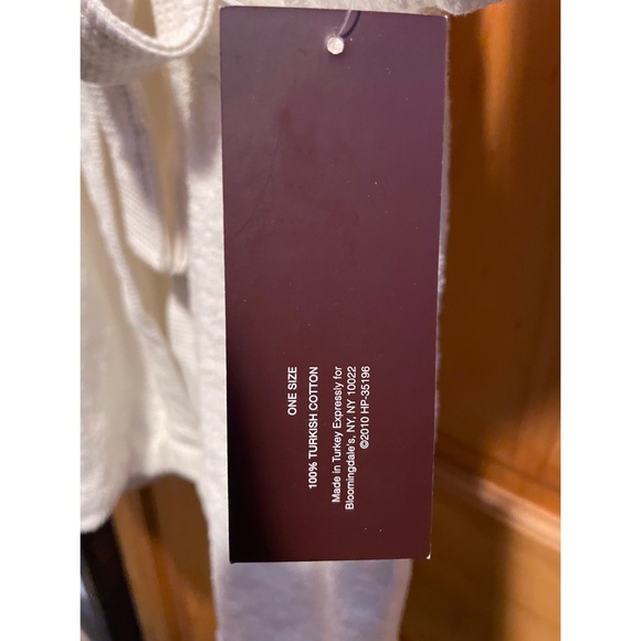 NWT - HUDSON PARK FOR BLOOMINGDALE’S White Turkish Cotton Hooded Bath Robe - Picture 7 of 7